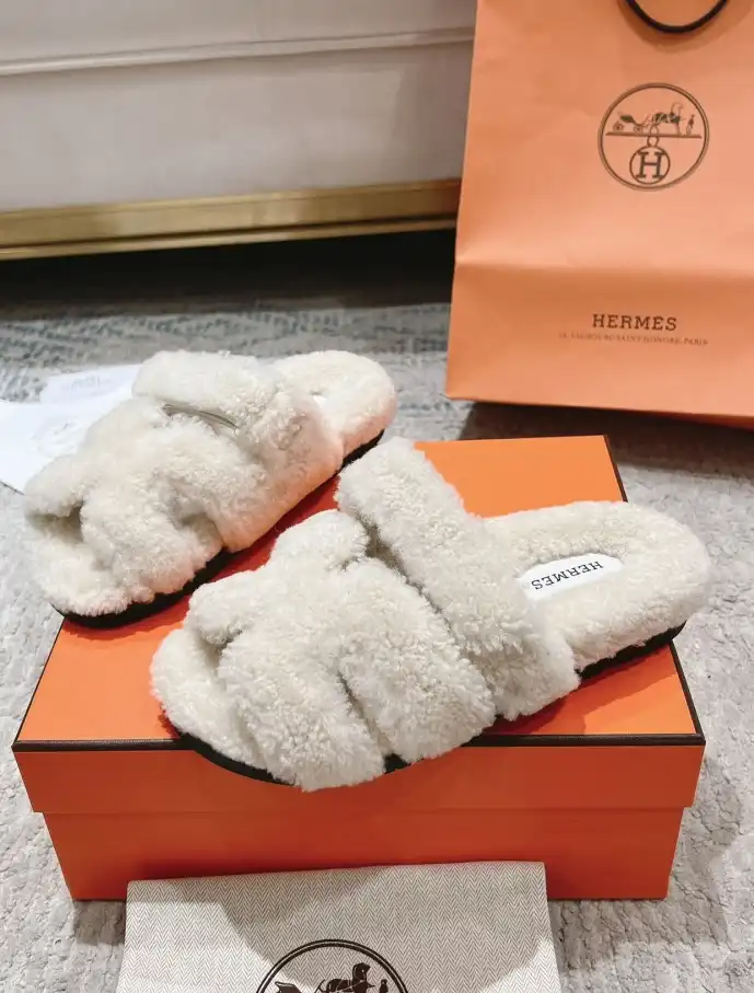 hype Hermes Slippers