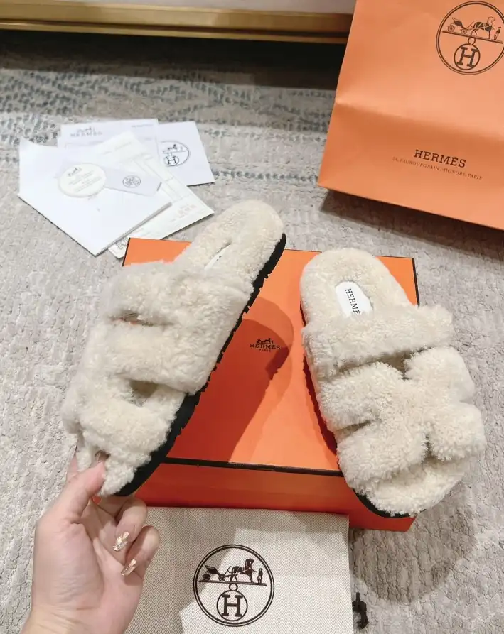 hype Hermes Slippers