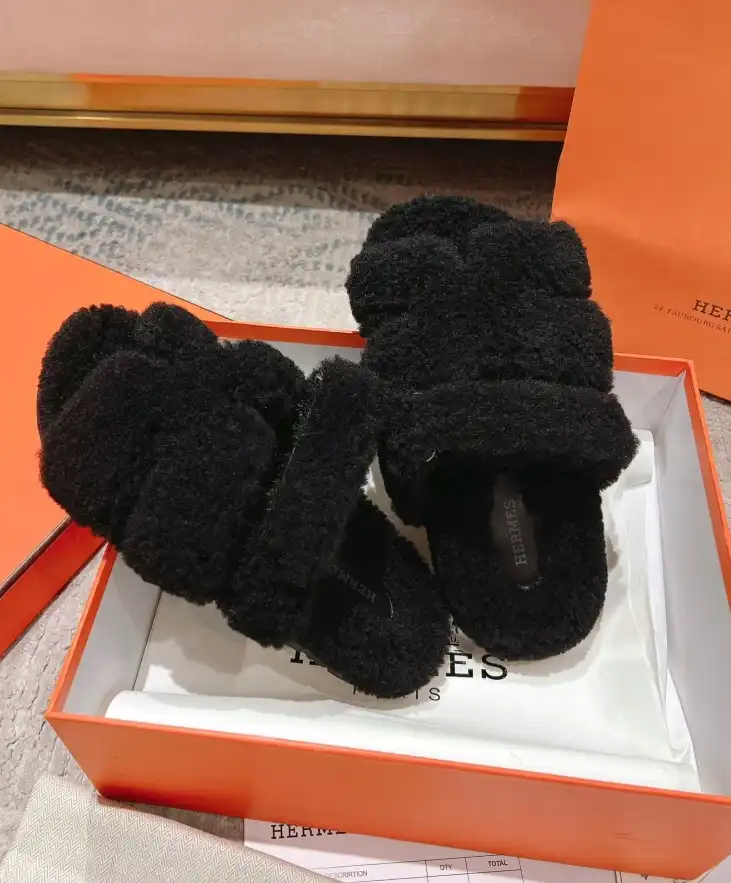 hype Hermes Slippers