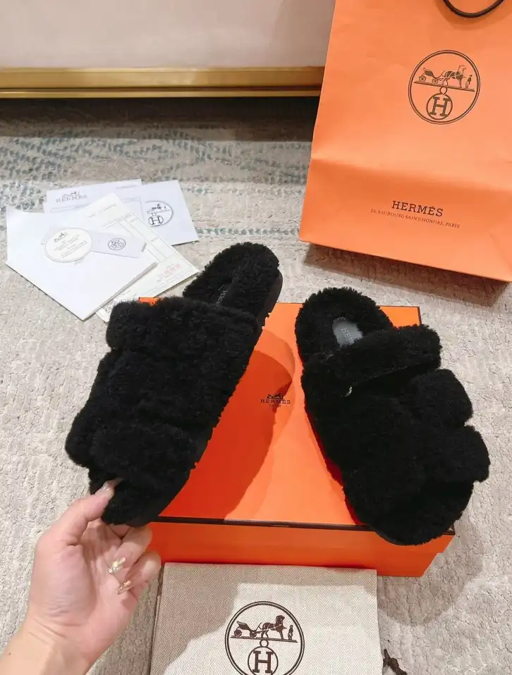 hype Hermes Slippers