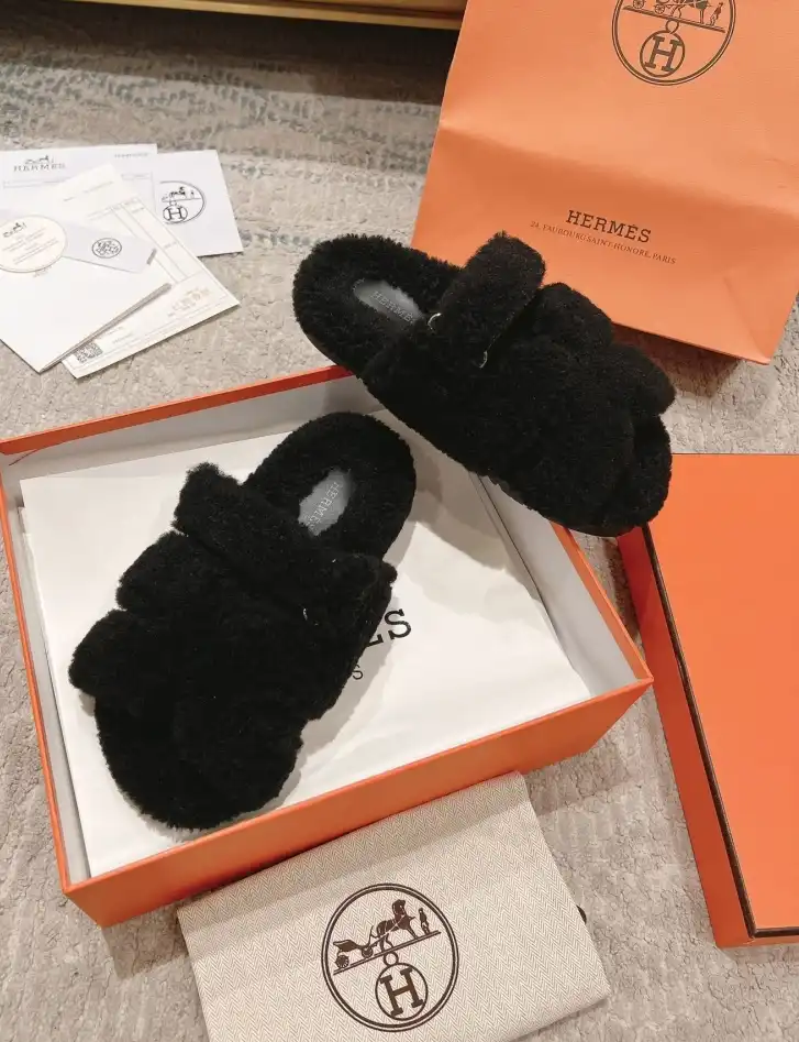 hype Hermes Slippers