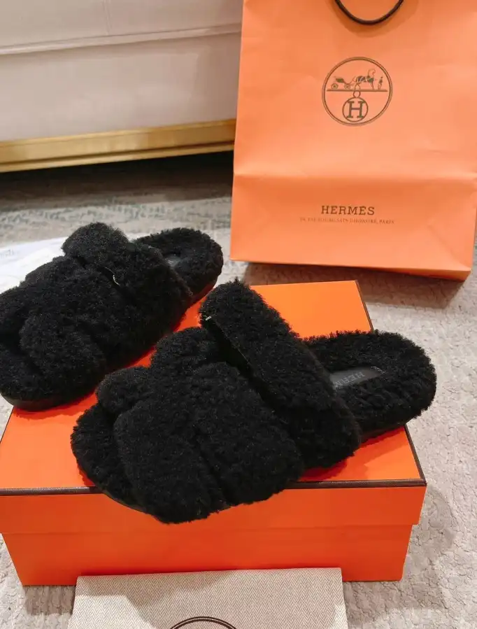 hype Hermes Slippers