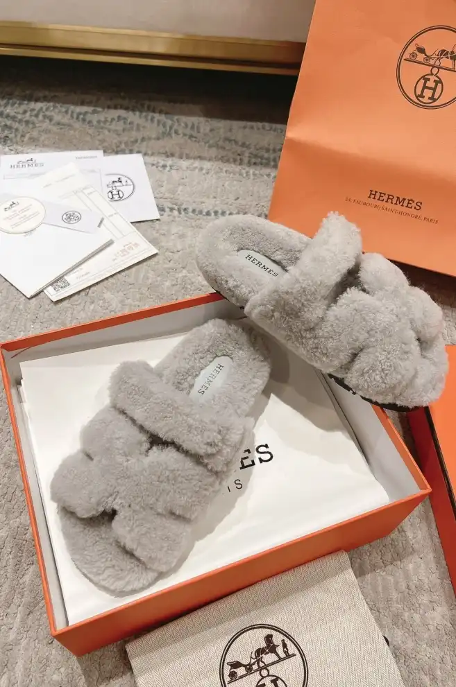 hype Hermes Slippers