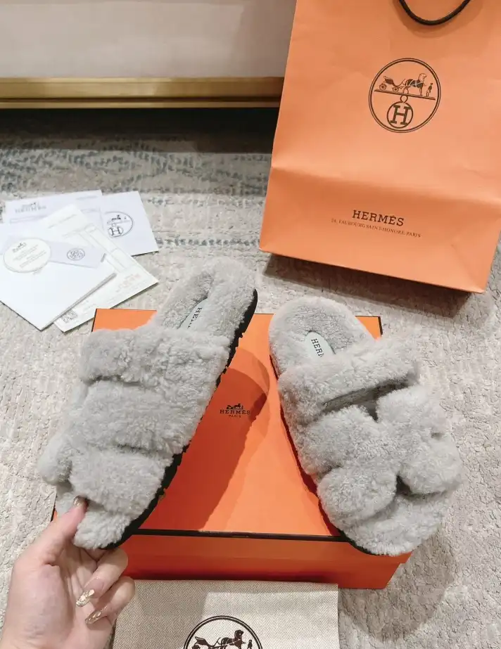 hype Hermes Slippers