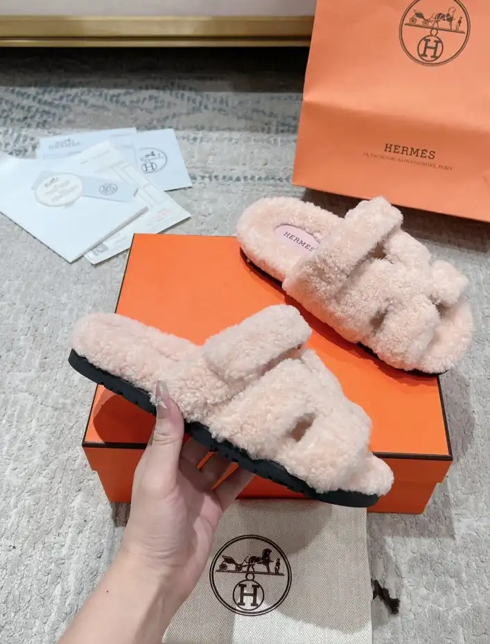 hype Hermes Slippers