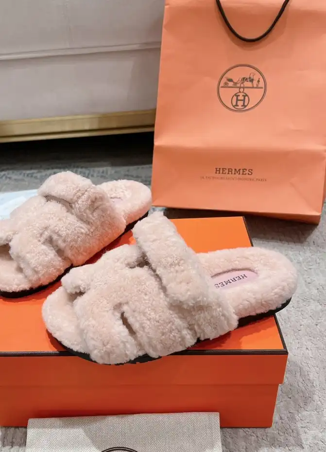 hype Hermes Slippers