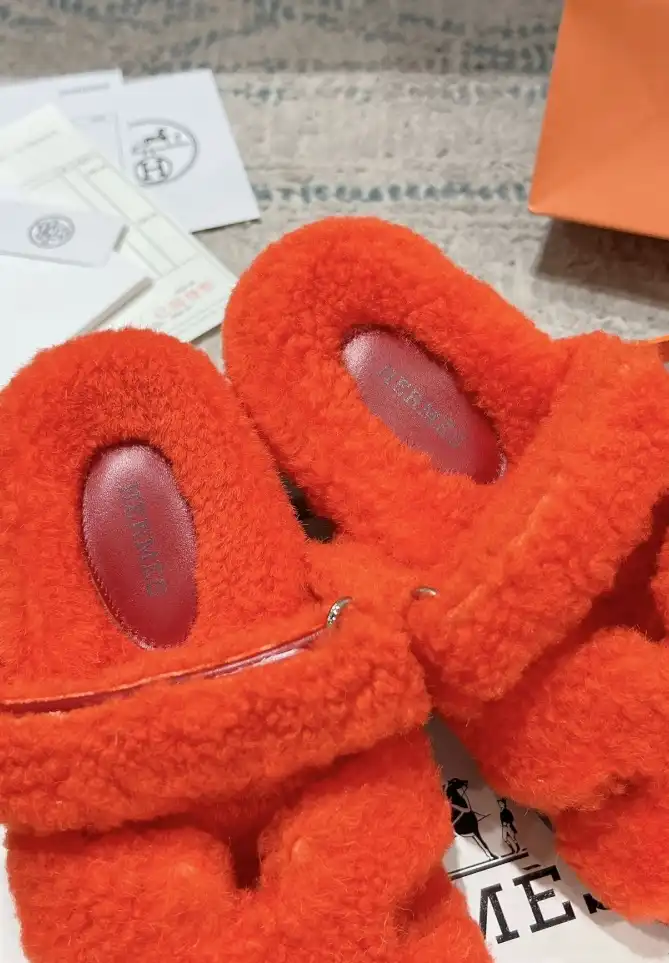 hype Hermes Slippers