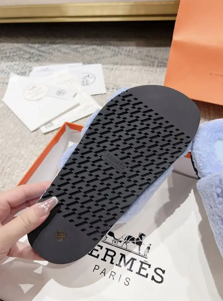 hype Hermes Slippers