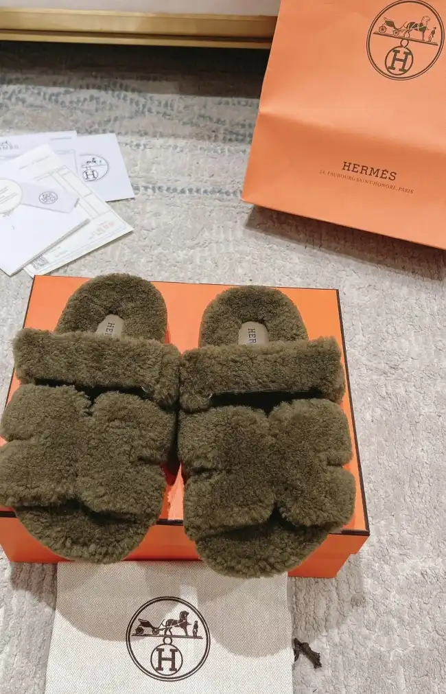 hype Hermes Slippers