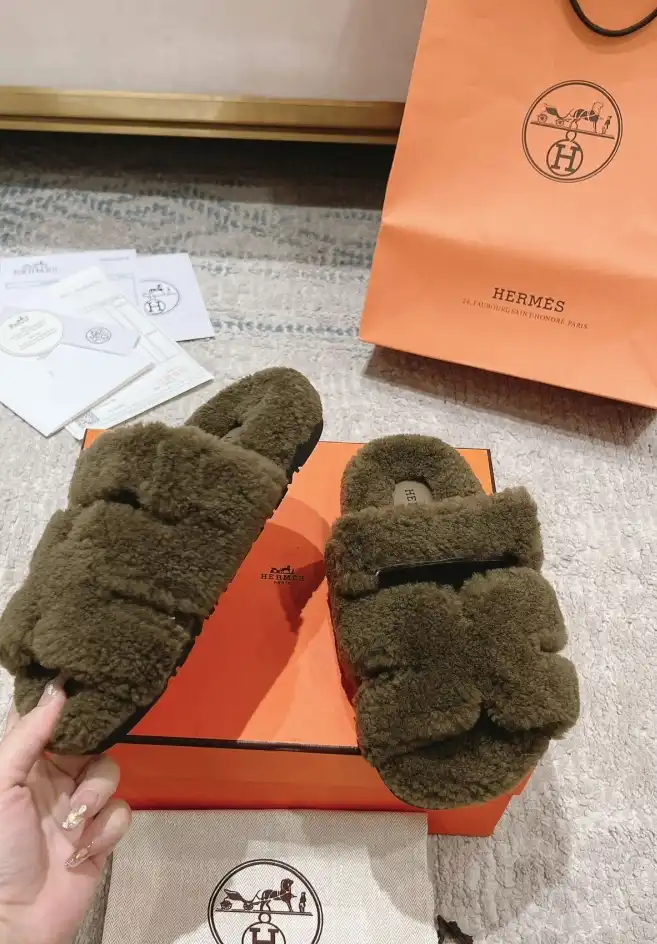 hype Hermes Slippers