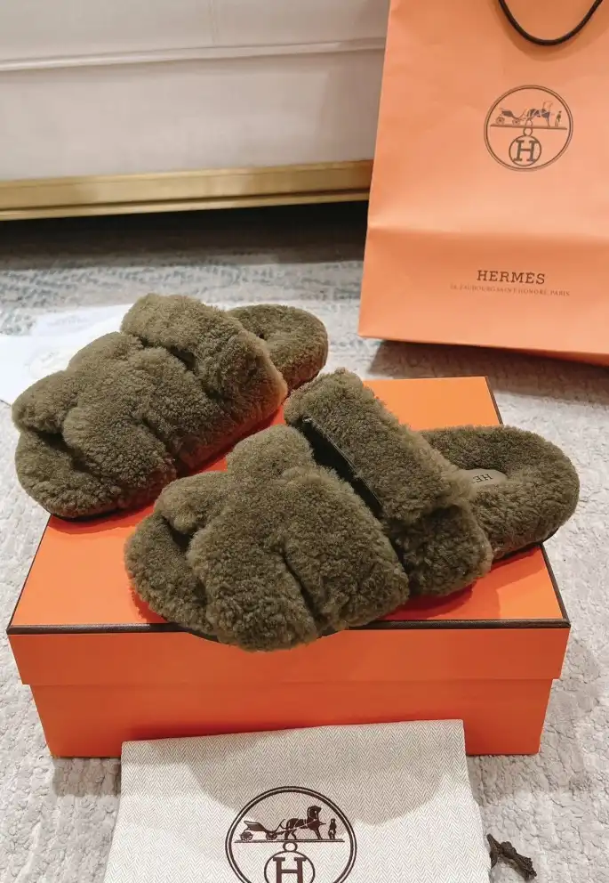 hype Hermes Slippers