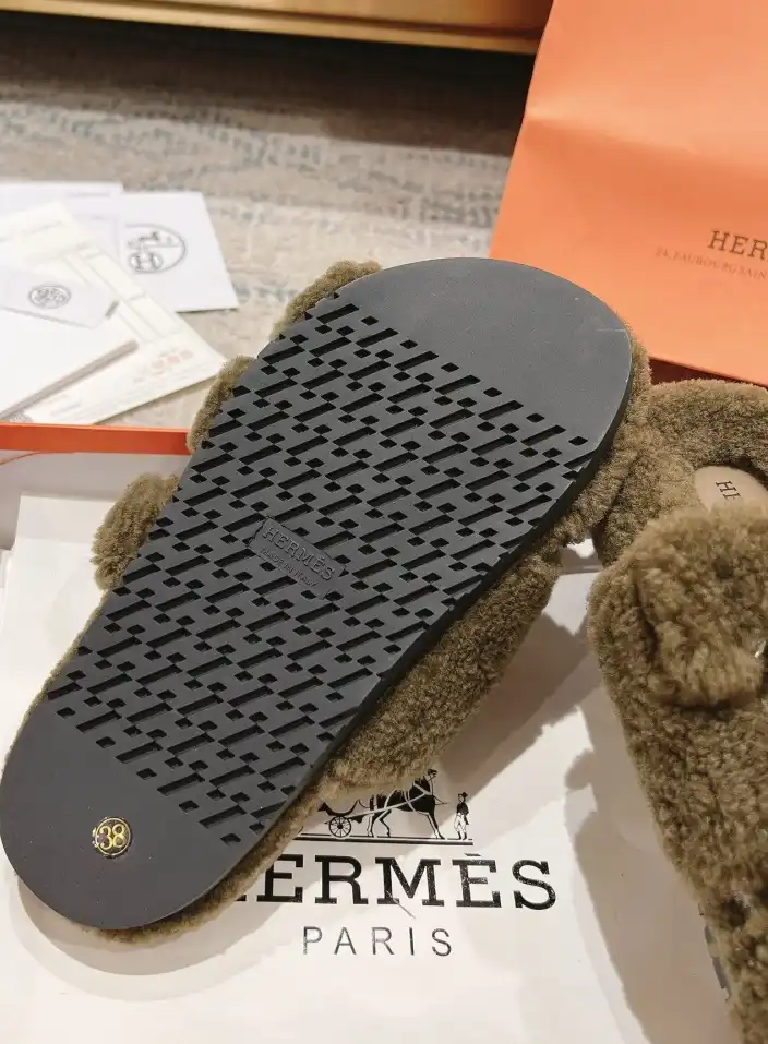 hype Hermes Slippers