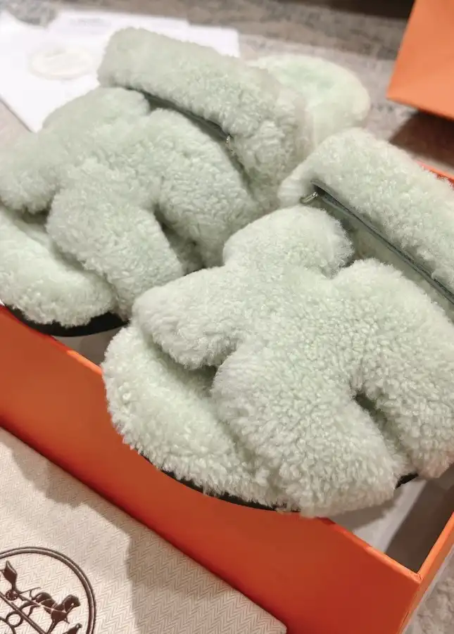 hype Hermes Slippers