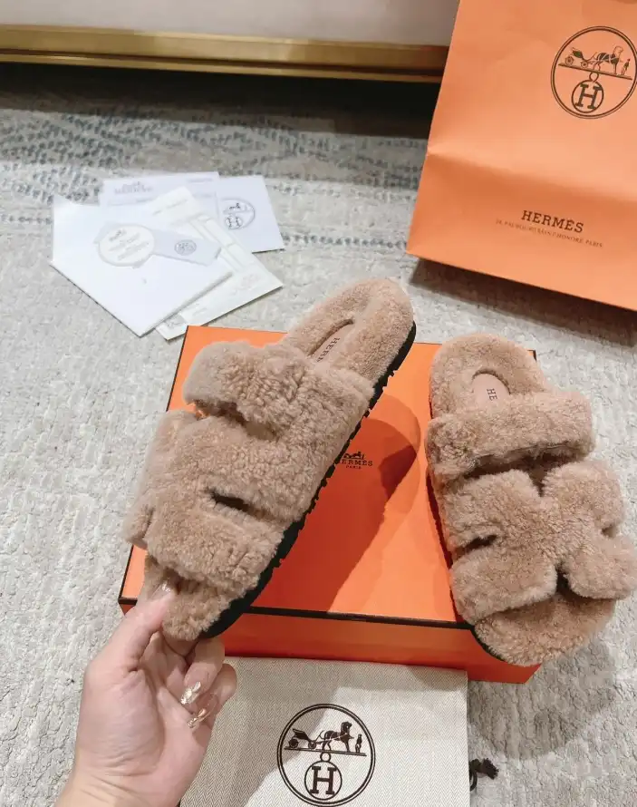 hype Hermes Slippers