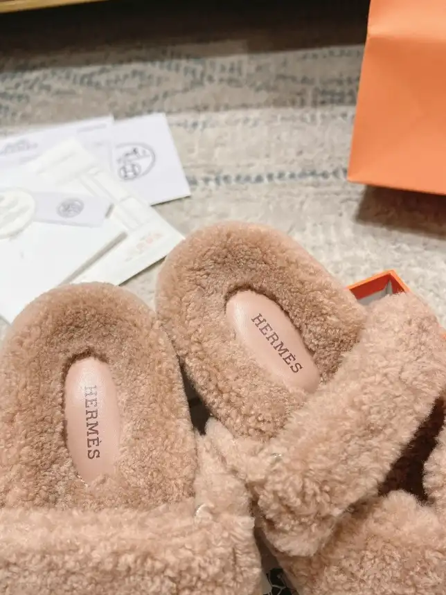 hype Hermes Slippers