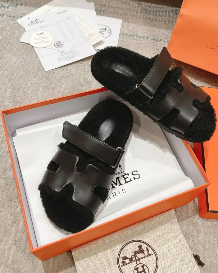 hype Hermes Slippers