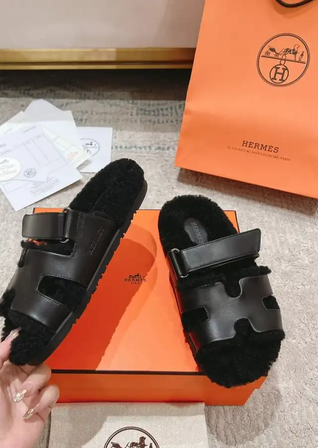 hype Hermes Slippers