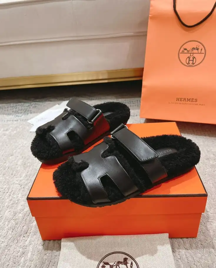 hype Hermes Slippers