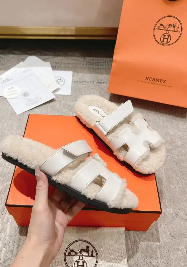 hype Hermes Slippers