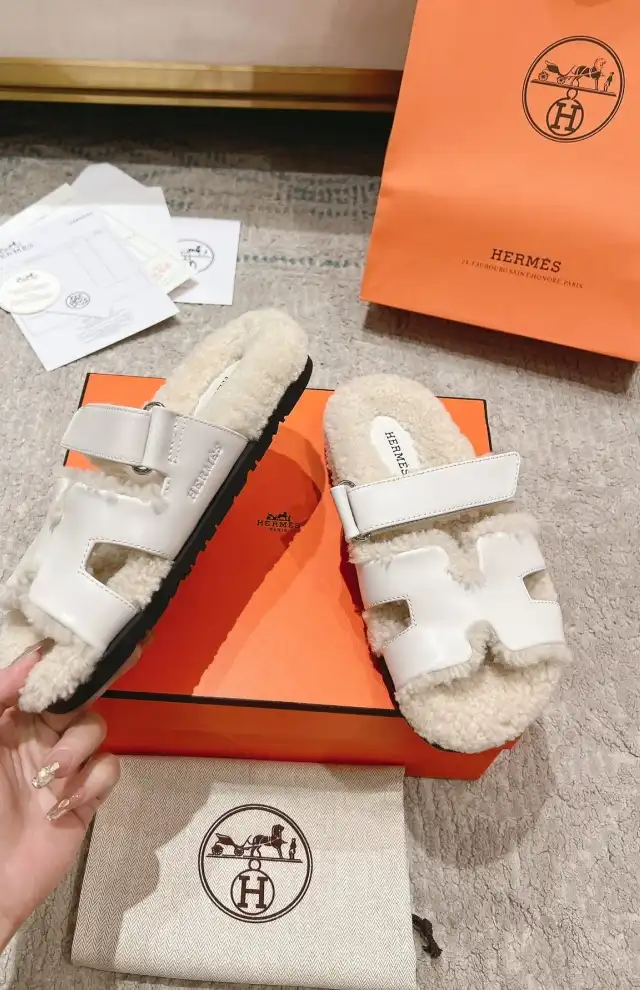 hype Hermes Slippers