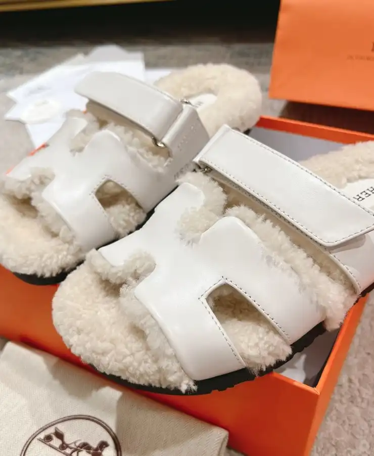 hype Hermes Slippers