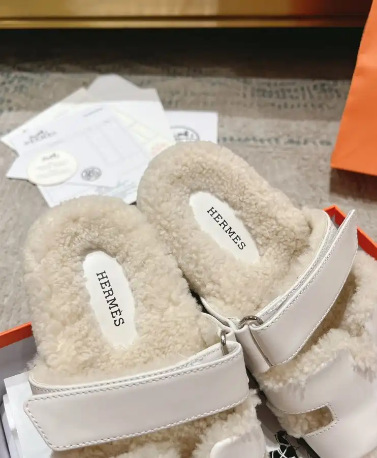 hype Hermes Slippers