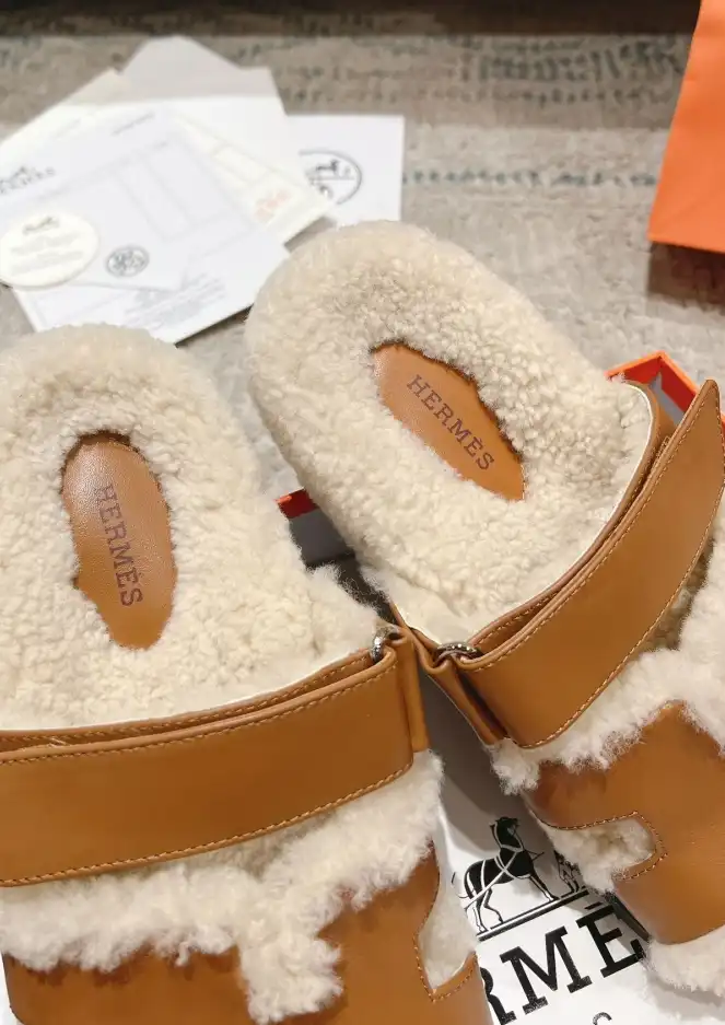 hype Hermes Slippers