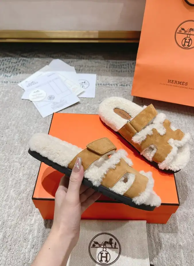 hype Hermes Slippers