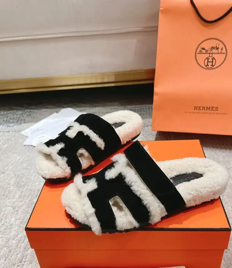 hype Hermes Slippers