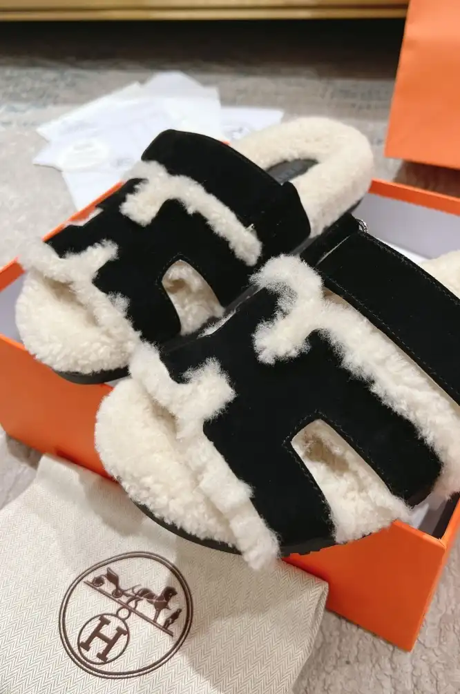 hype Hermes Slippers