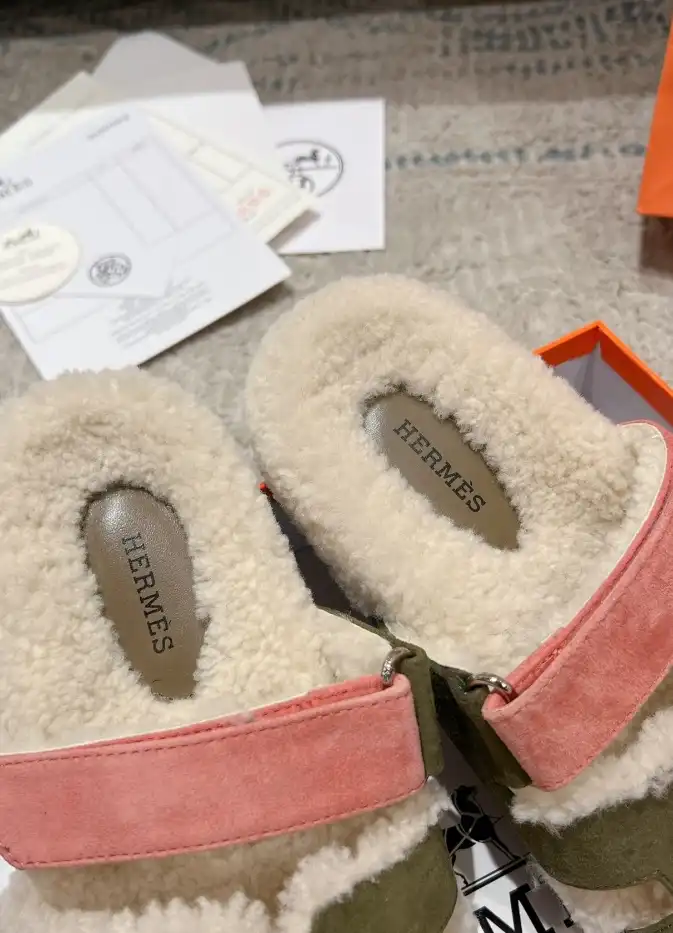 hype Hermes Slippers