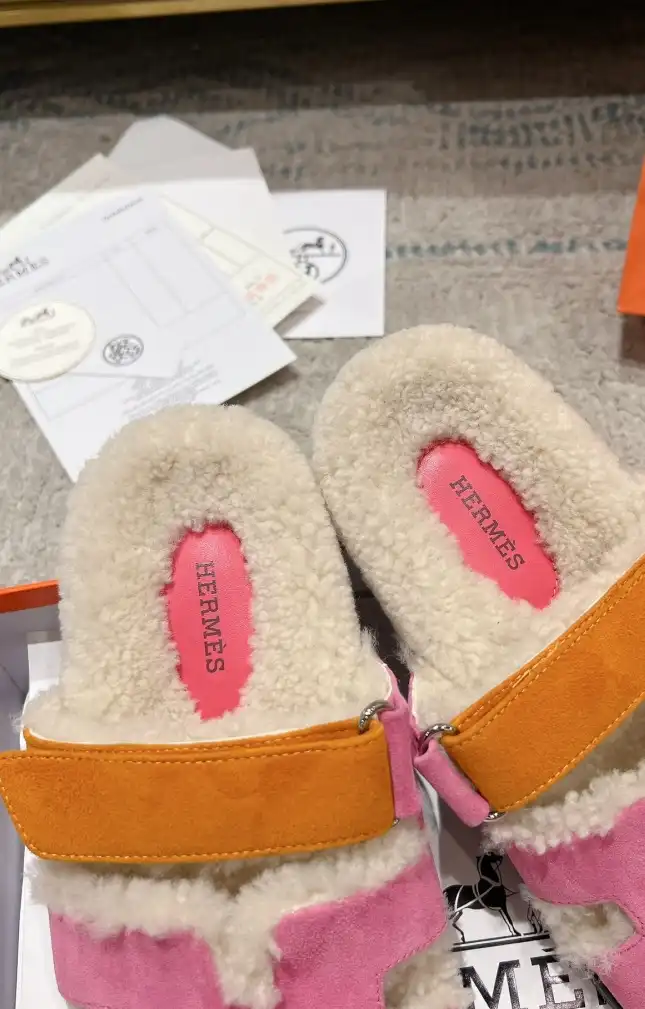 hype Hermes Slippers