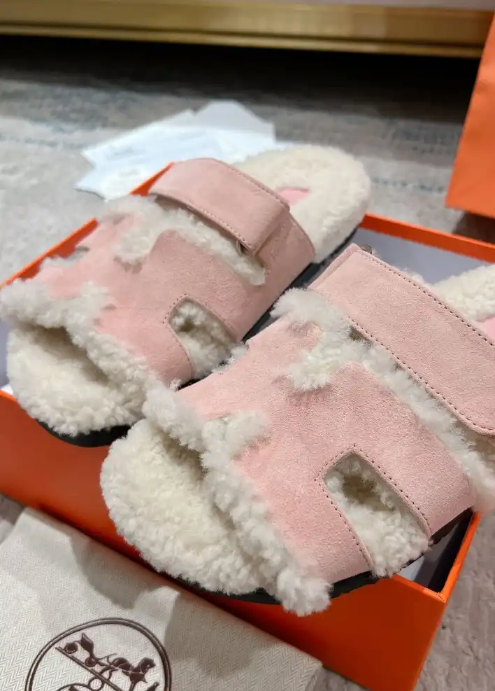 hype Hermes Slippers