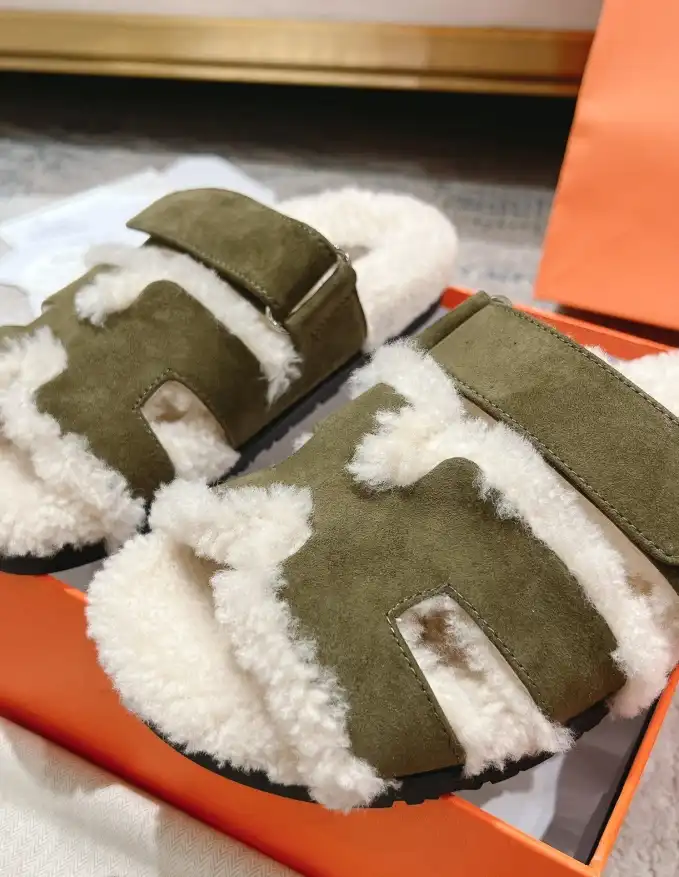 hype Hermes Slippers