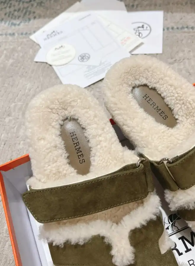 hype Hermes Slippers