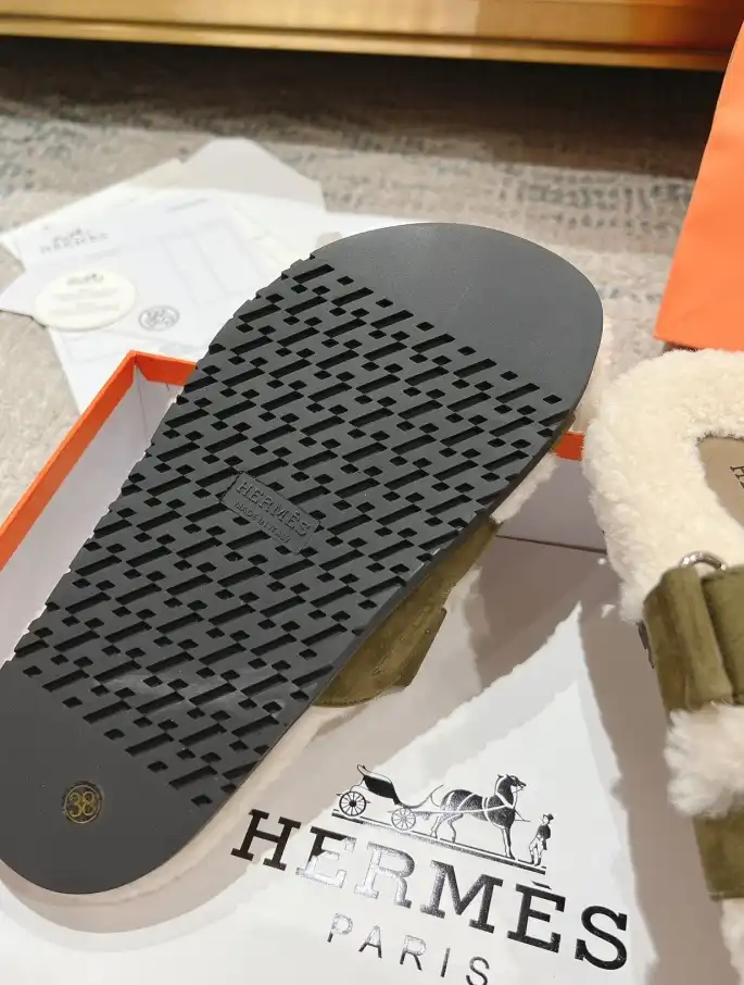 hype Hermes Slippers