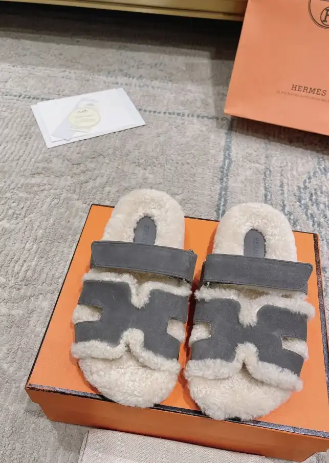 hype Hermes Slippers