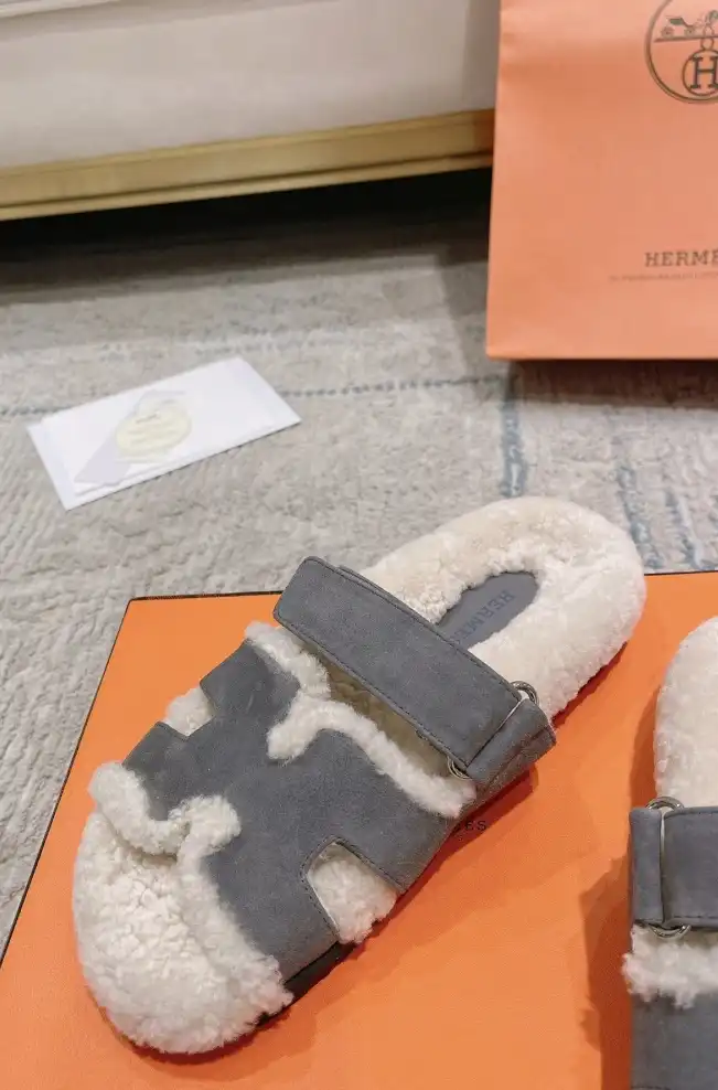 hype Hermes Slippers