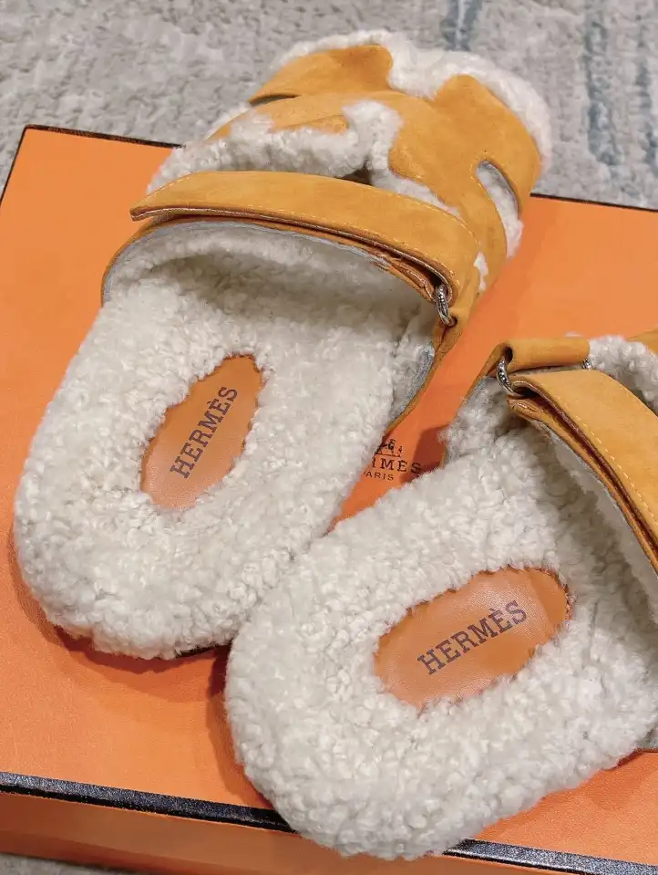 hype Hermes Slippers