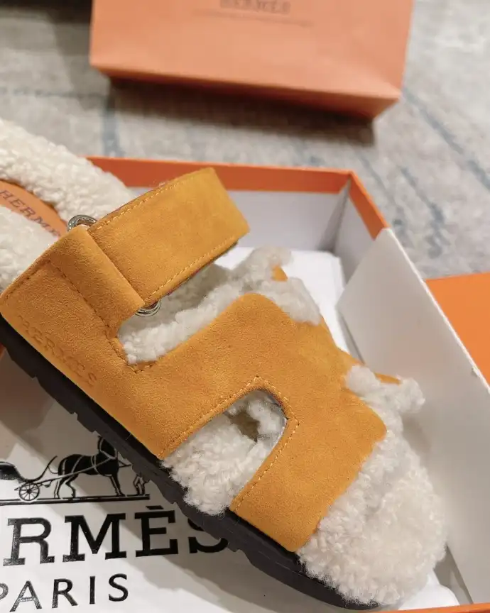 hype Hermes Slippers