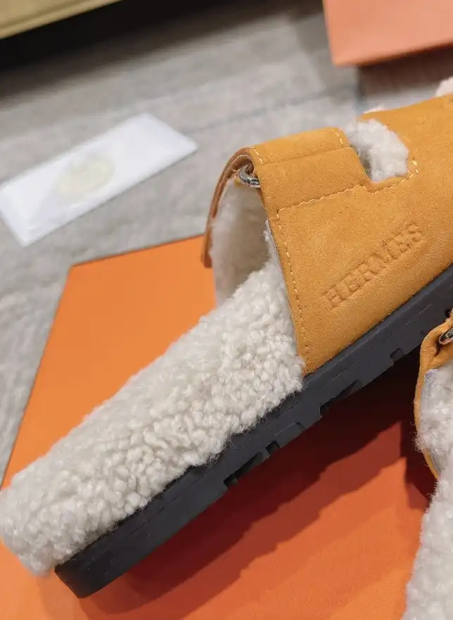 hype Hermes Slippers