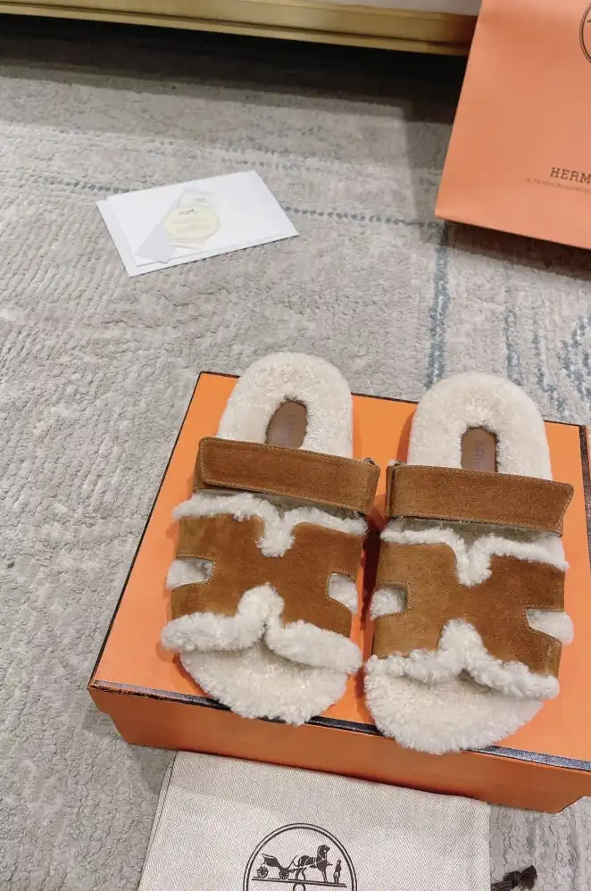 hype Hermes Slippers