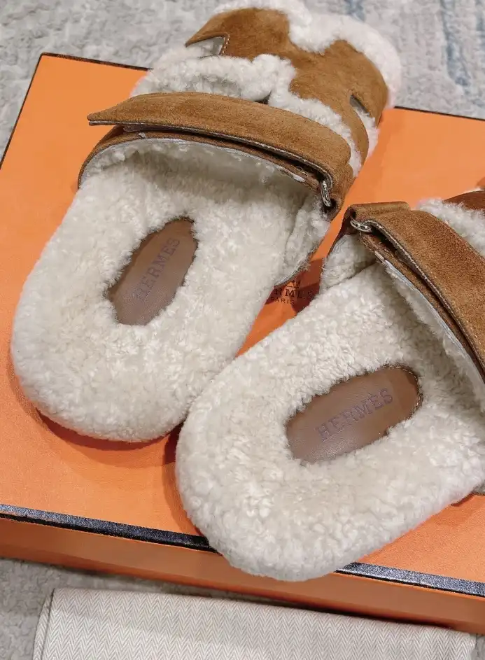 hype Hermes Slippers