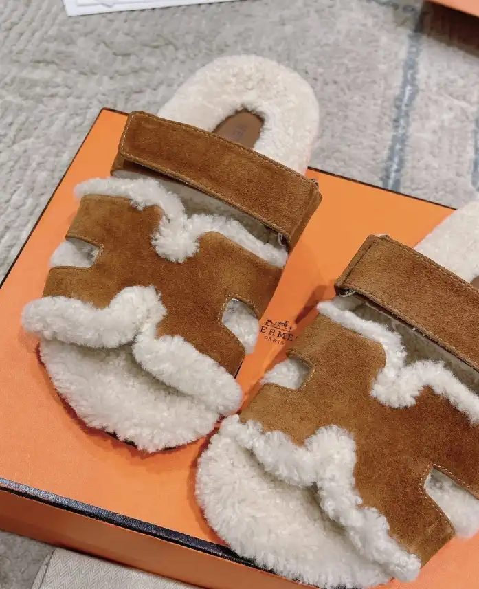 hype Hermes Slippers