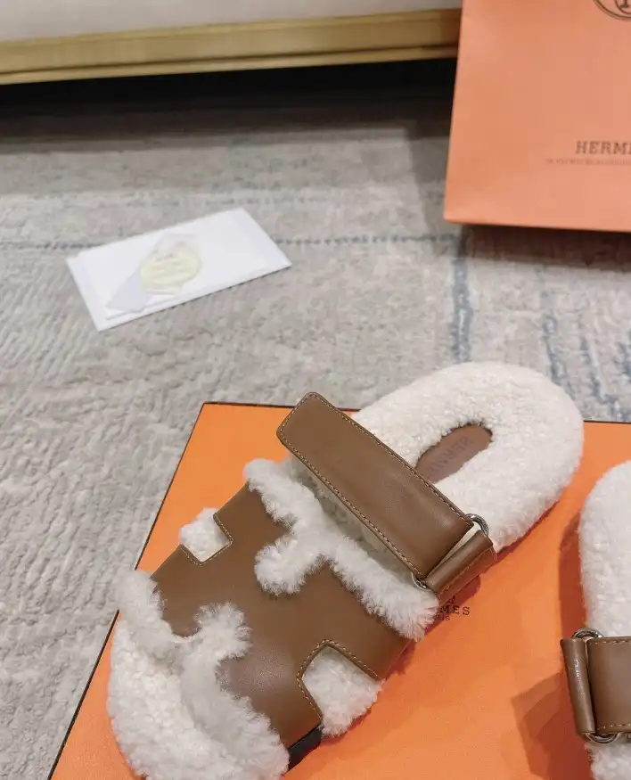 hype Hermes Slippers