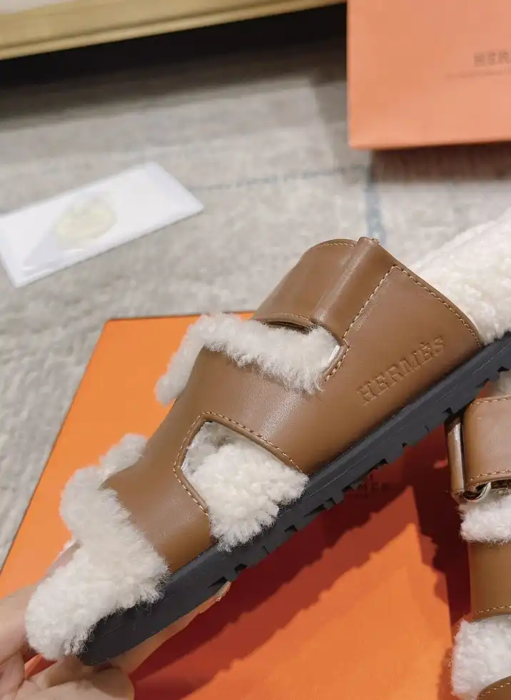 hype Hermes Slippers