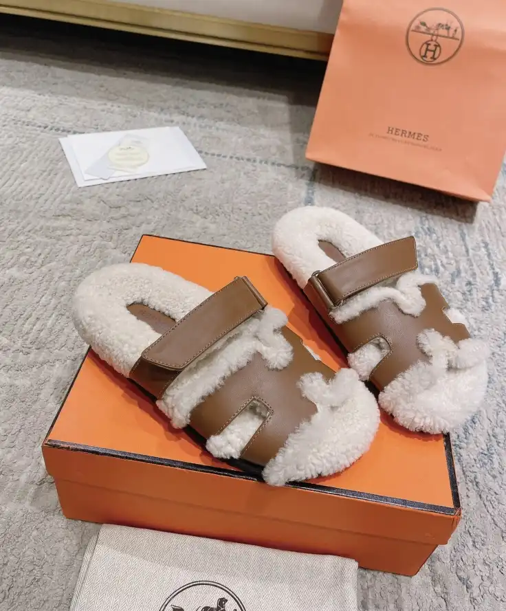 hype Hermes Slippers