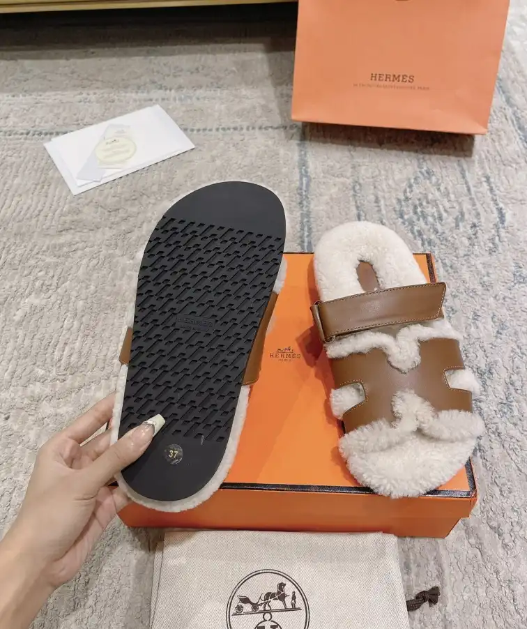 hype Hermes Slippers