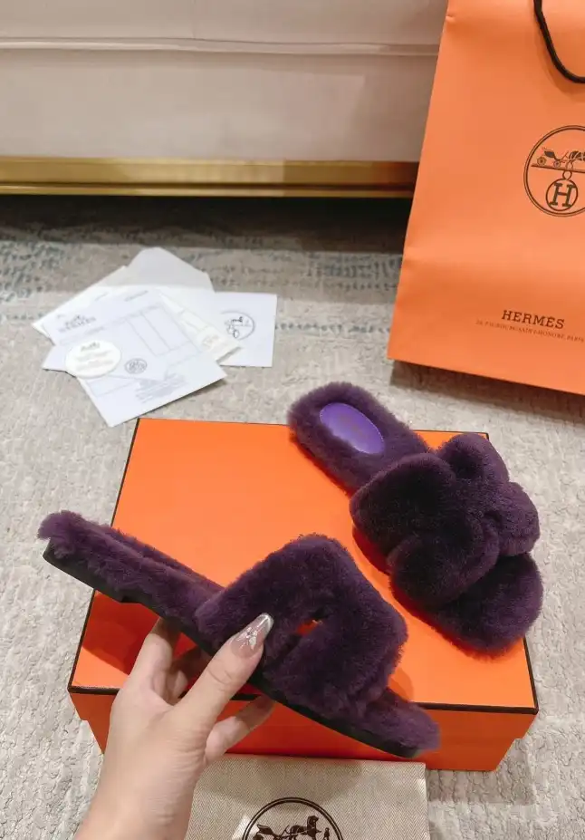 hype Hermes Slippers