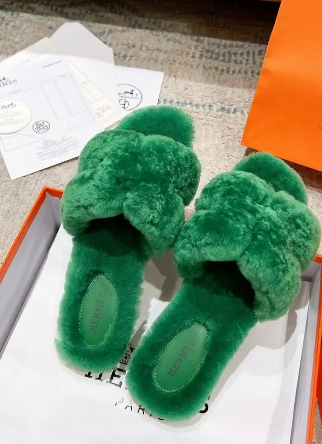 hype Hermes Slippers